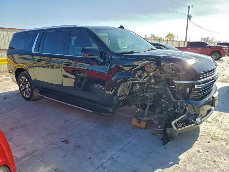 2022 CHEVROLET SUBURBAN C1500 LT  