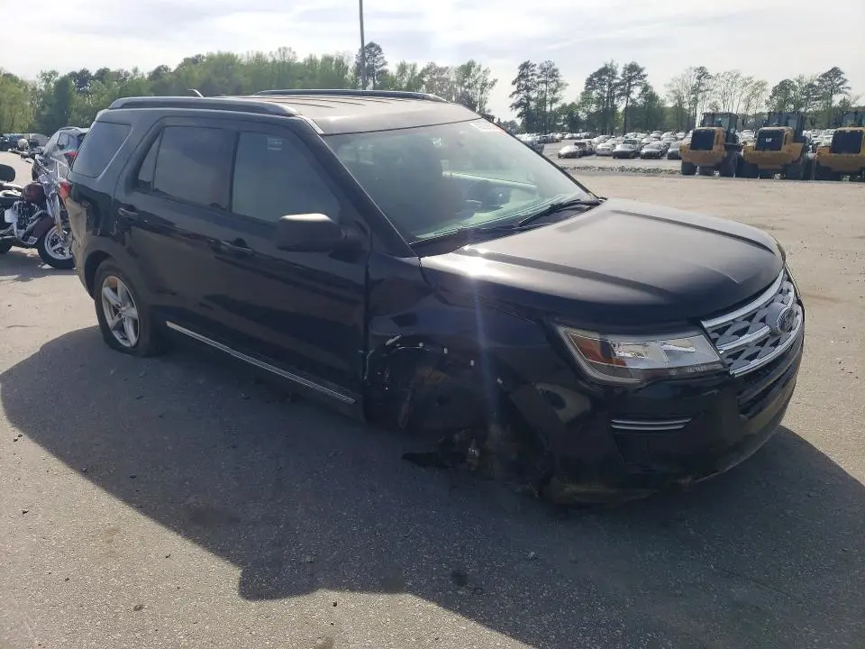 2019 FORD EXPLORER XLT  