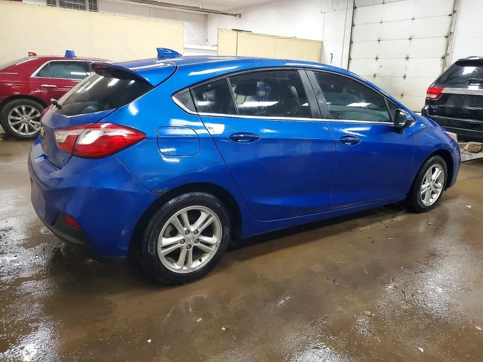 2017 CHEVROLET CRUZE LT  