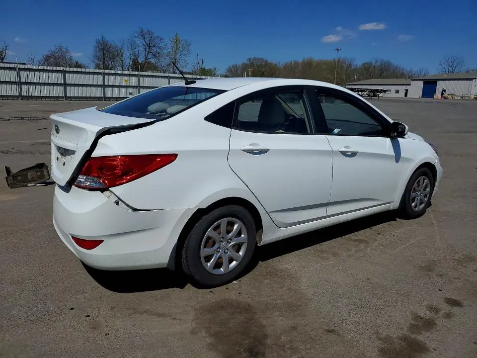 2013 HYUNDAI ACCENT GLS  