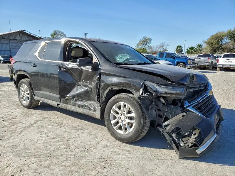 2022 CHEVROLET TRAVERSE LS  
