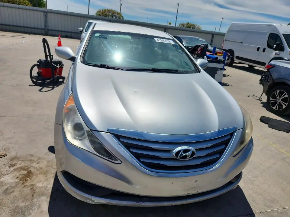 2014 HYUNDAI SONATA GLS  
