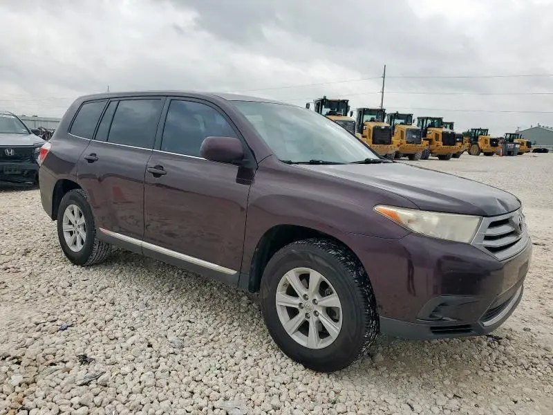 2013 TOYOTA HIGHLANDER BASE
