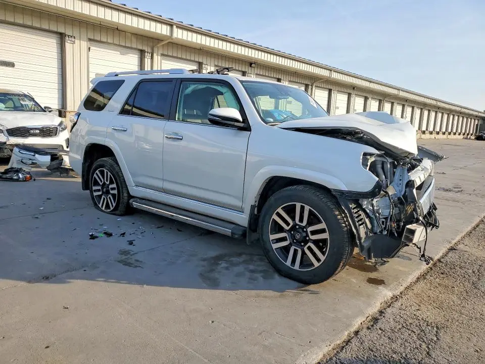 2023 TOYOTA 4 RUNNER   