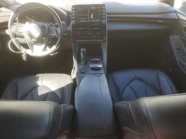 2021 TOYOTA AVALON XLE  