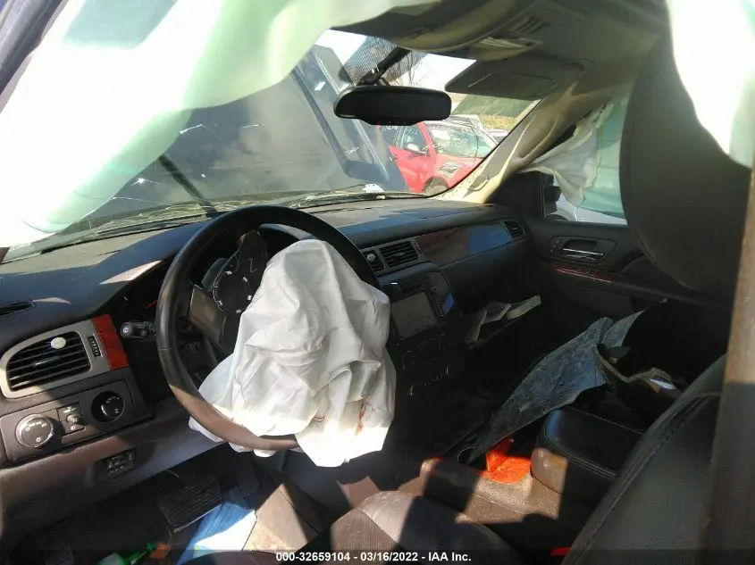 2013 CHEVROLET SUBURBAN 1500 LTZ