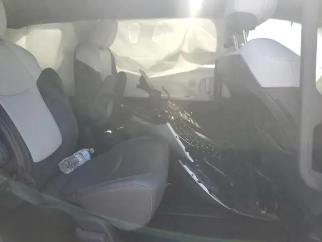 2023 TOYOTA SIENNA XSE  