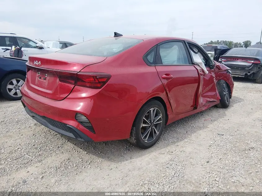 2024 KIA FORTE LXS