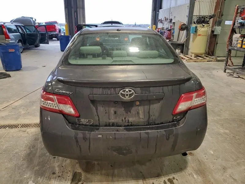 2011 TOYOTA CAMRY BASE  