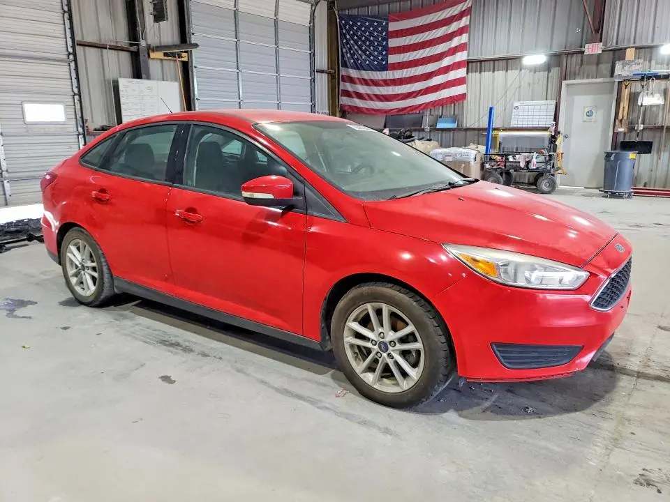 2017 FORD FOCUS SE  