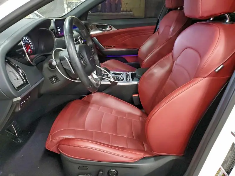 2023 KIA STINGER GT2  