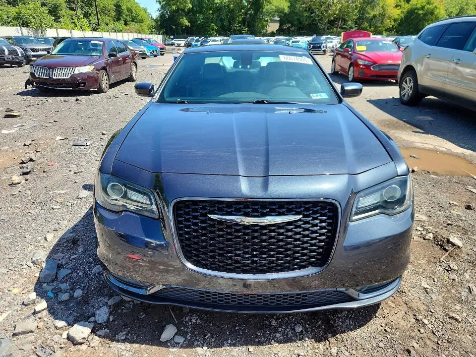 2019 CHRYSLER 300 S  