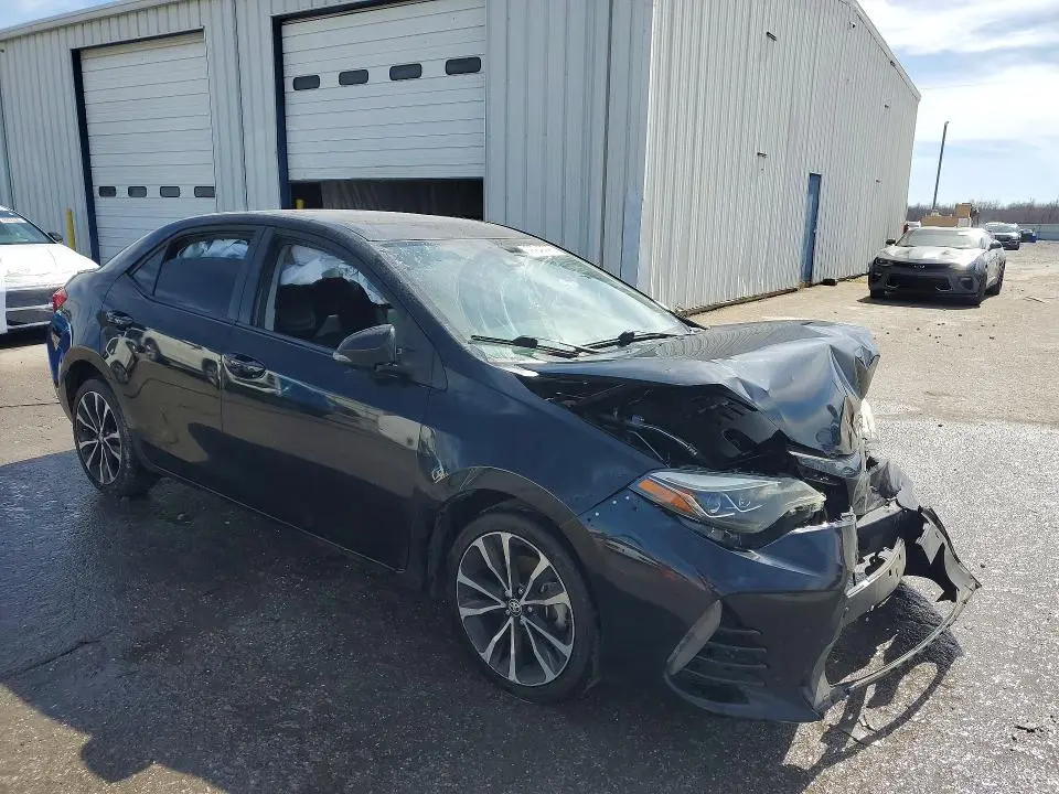 2017 TOYOTA COROLLA XSE  