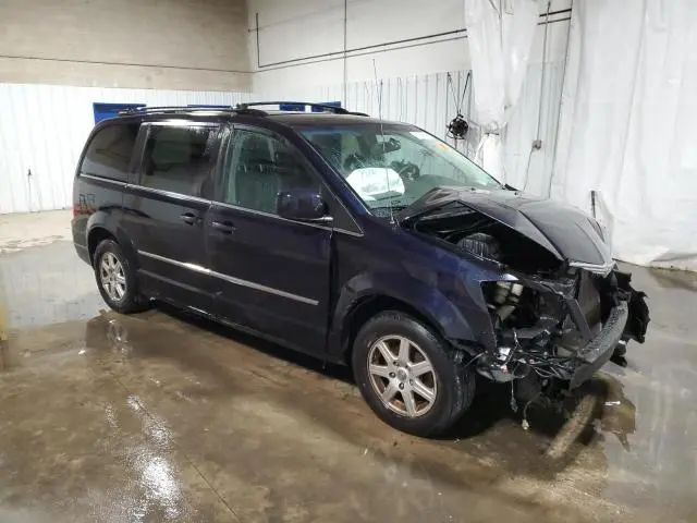 2010 CHRYSLER TOWN & COUNTRY TOURING PLUS  