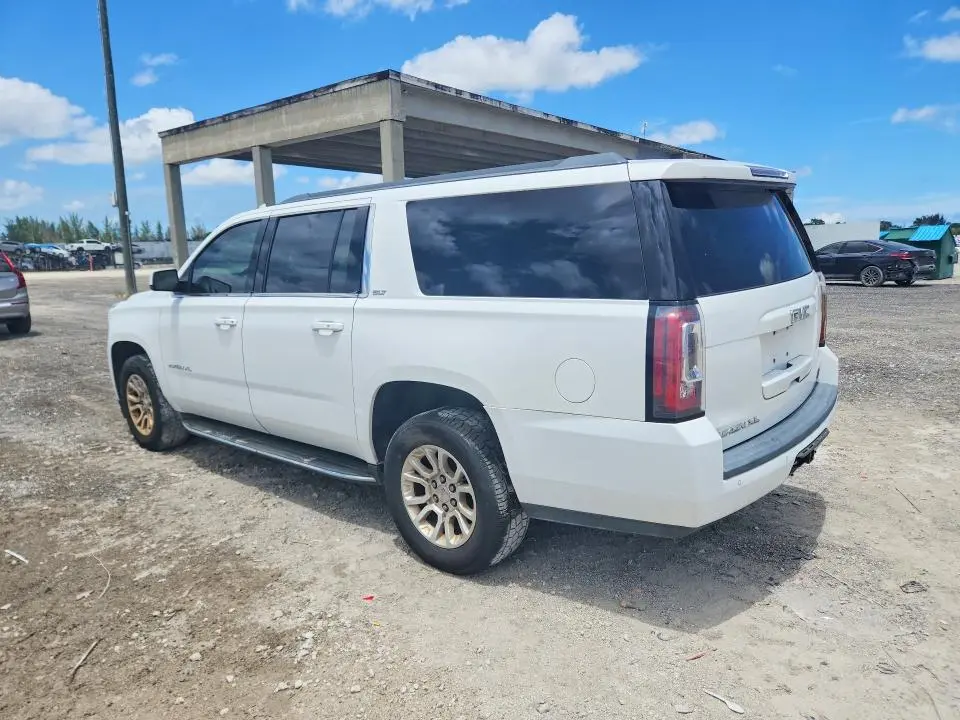 2017 GMC YUKON XL K1500 SLT  