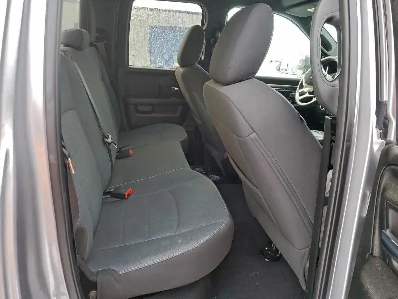 2021 RAM 1500 CLASSIC SLT  