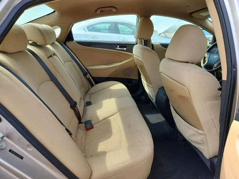 2011 HYUNDAI SONATA GLS  
