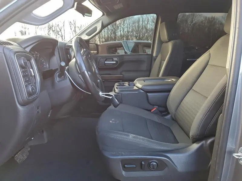 2021 CHEVROLET SILVERADO K1500 LT  