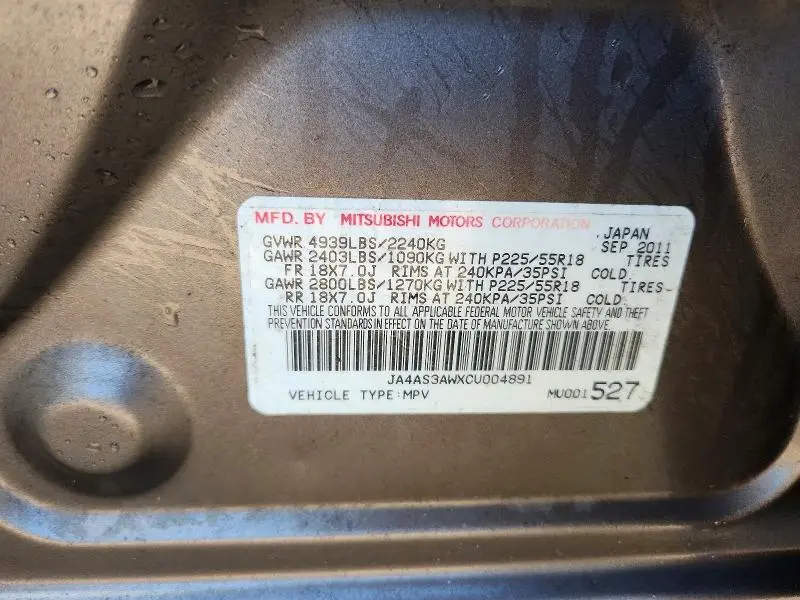 2012 MITSUBISHI OUTLANDER SE  
