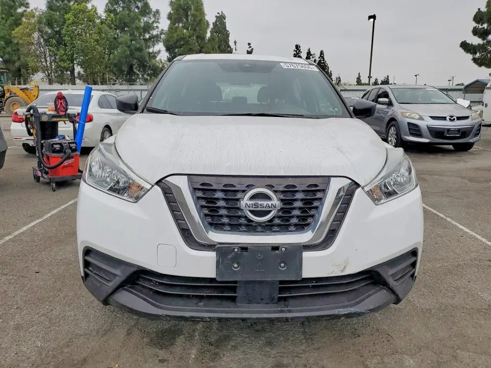 2020 NISSAN KICKS S  