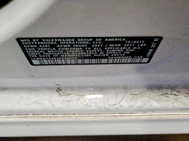 2018 VOLKSWAGEN PASSAT SE  