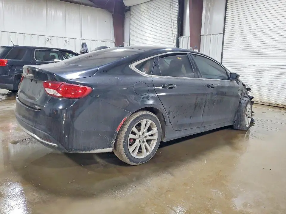 2015 CHRYSLER 200   