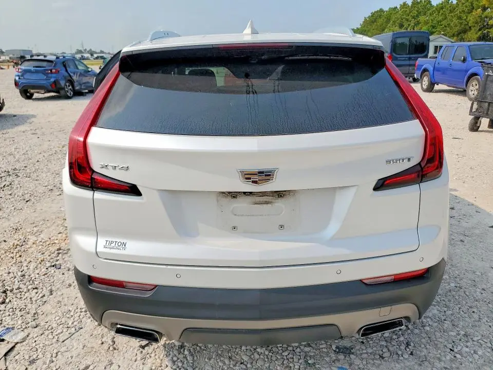 2020 CADILLAC XT4 PREMIUM LUXURY  