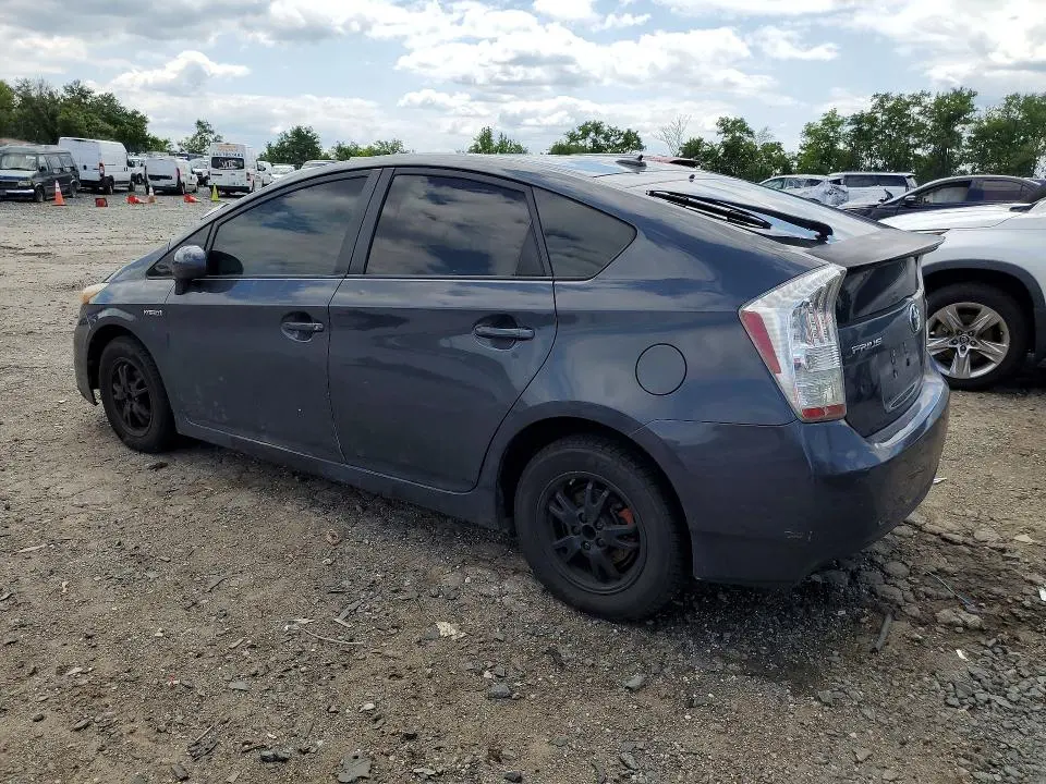 2011 TOYOTA PRIUS TWO  