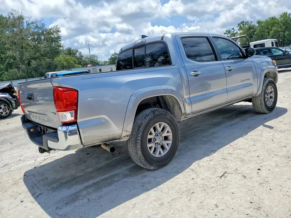 2017 TOYOTA TACOMA SR5 V6  