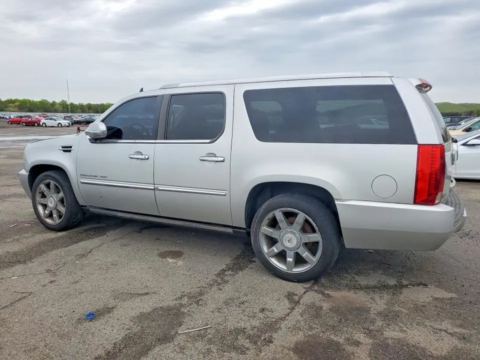 2010 CADILLAC ESCALADE ESV PREMIUM  