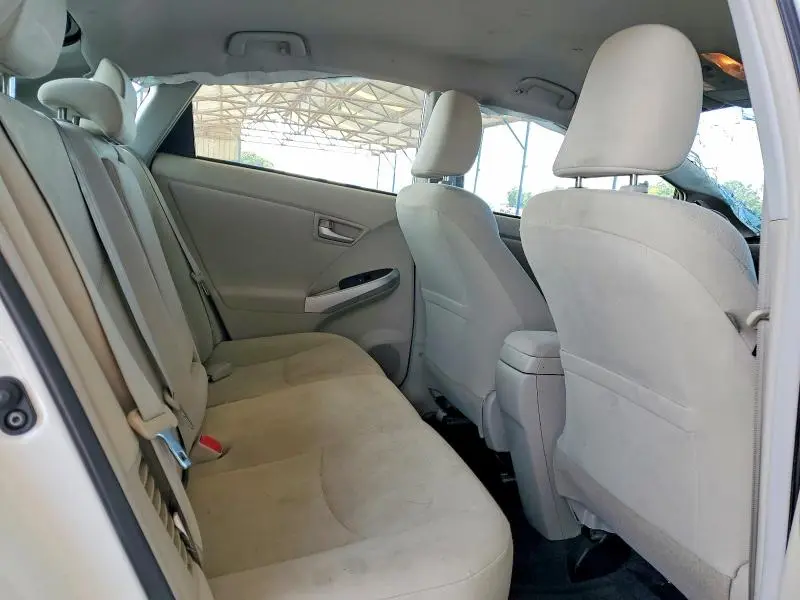 2015 TOYOTA PRIUS TWO  