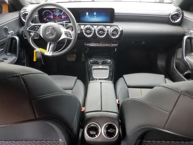 2025 MERCEDES-BENZ CLA 250  