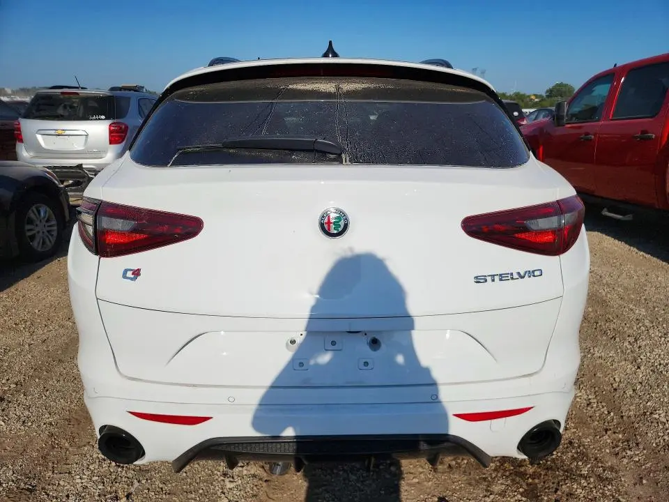 2023 ALFA ROMEO STELVIO TI  