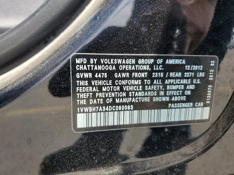 2013 VOLKSWAGEN PASSAT SE  