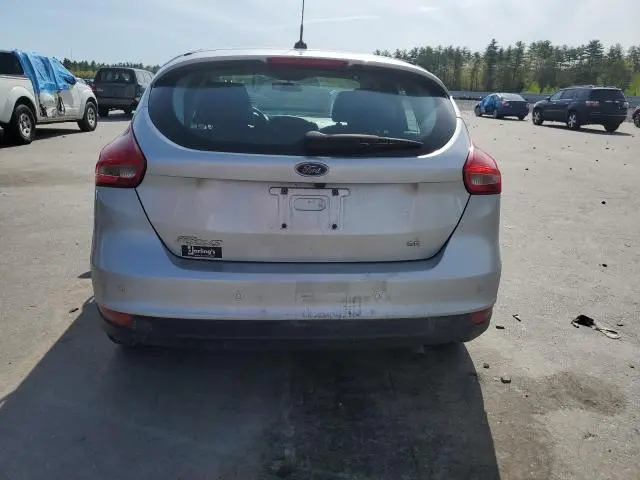 2016 FORD FOCUS SE  