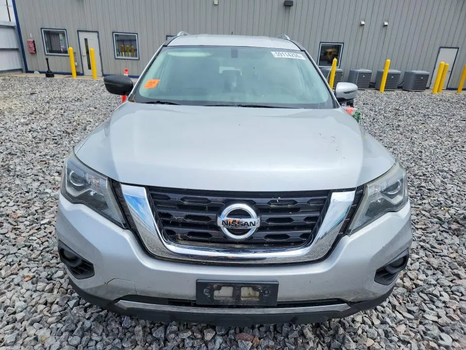2018 NISSAN PATHFINDER SV  