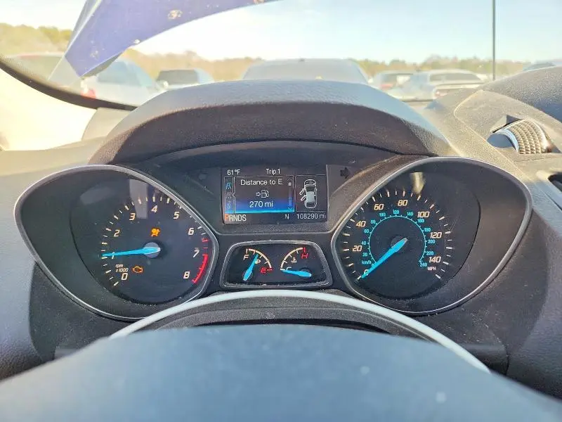 2016 FORD ESCAPE SE  