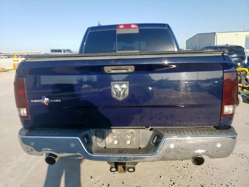 2016 RAM 1500 SLT  