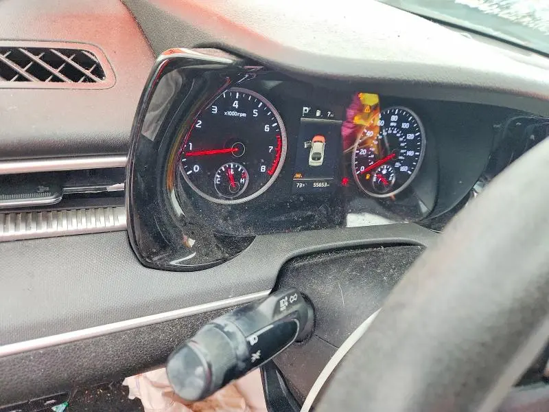 2022 KIA K5 LXS  
