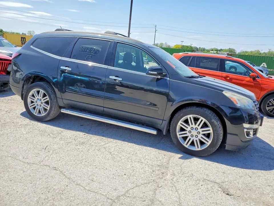 2014 CHEVROLET TRAVERSE LT  