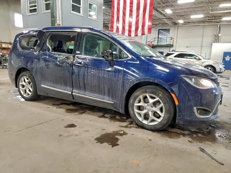 2017 CHRYSLER PACIFICA TOURING L  
