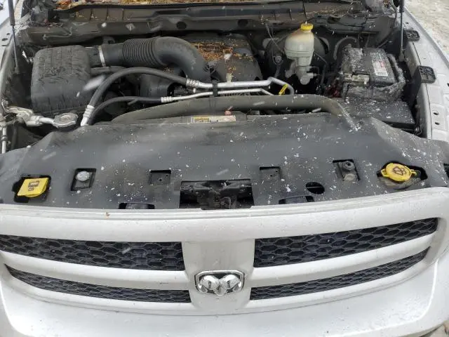 2015 RAM 1500 SLT  