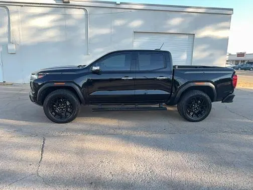 2024 GMC CANYON DENALI  