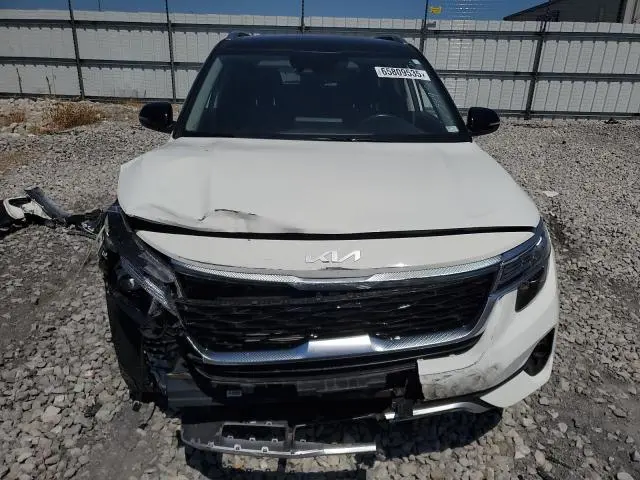 2023 KIA SELTOS S  