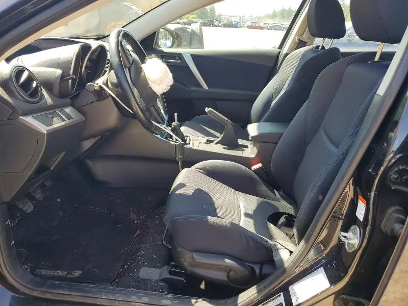 2010 MAZDA 3 S  