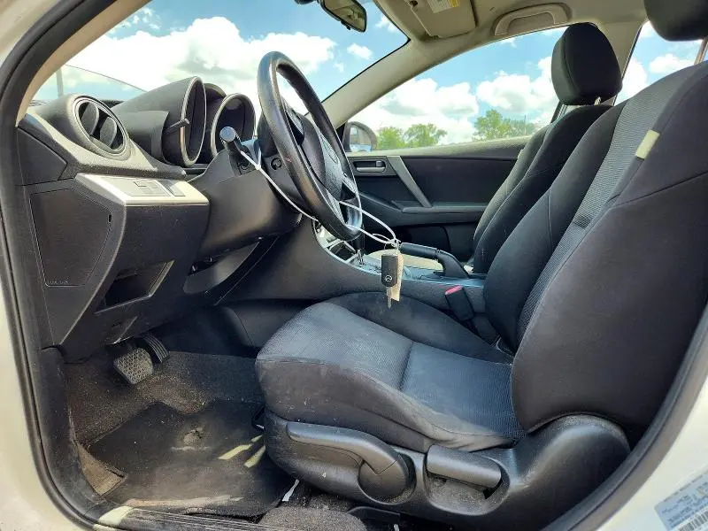 2010 MAZDA 3   