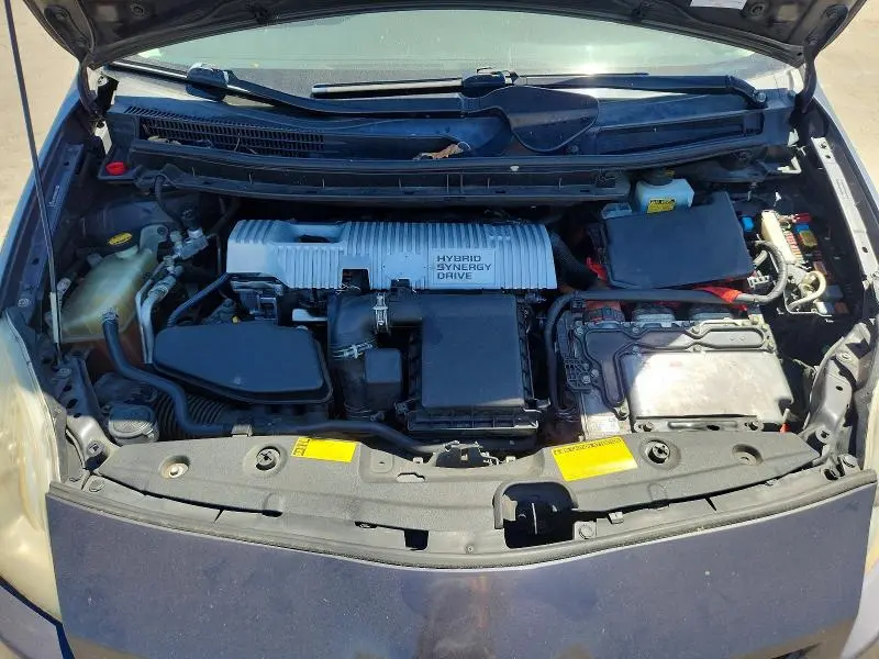 2010 TOYOTA PRIUS IV  