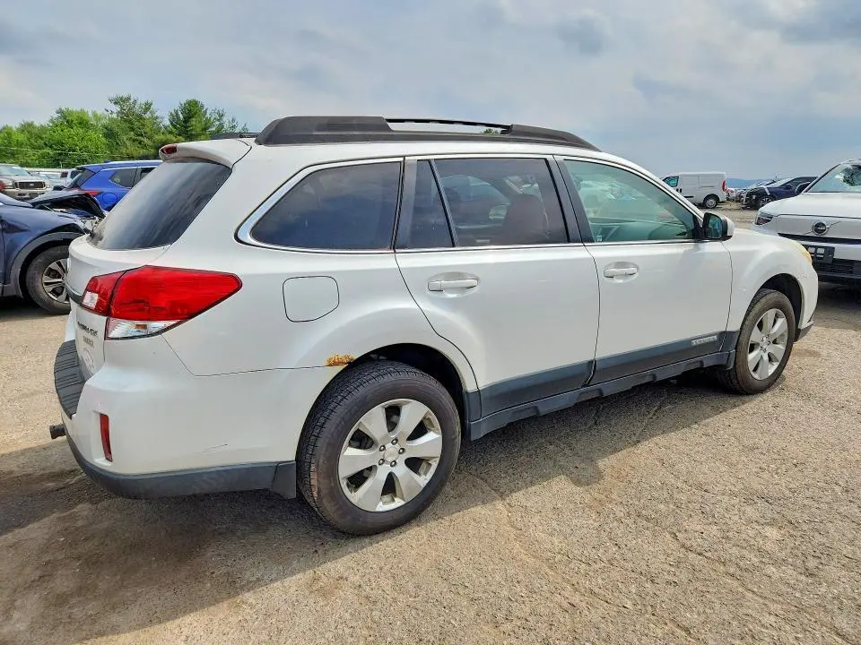 2011 SUBARU OUTBACK 2.5I PREMIUM  