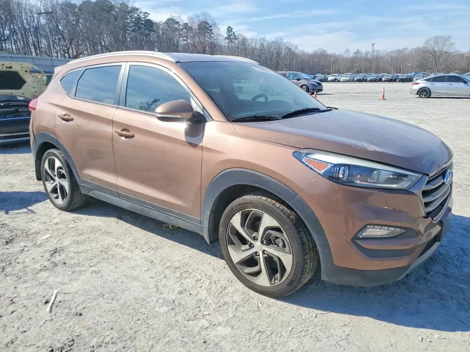 2016 HYUNDAI TUCSON LIMITED  