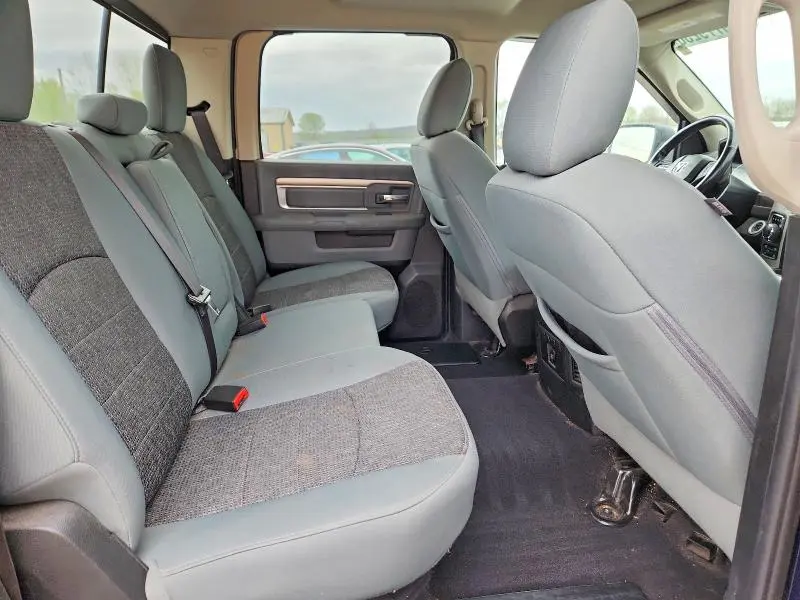 2018 RAM 1500 SLT  